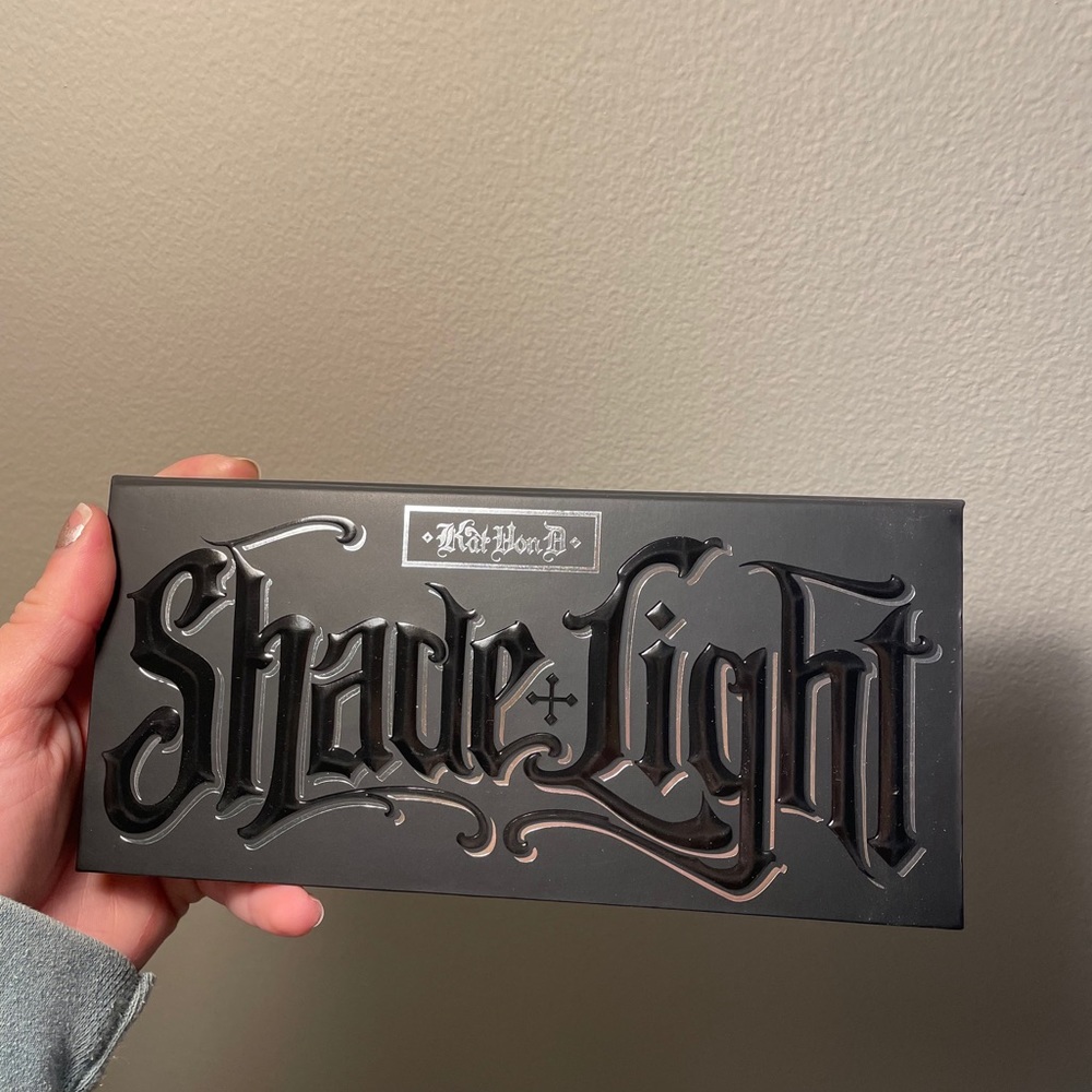 Kat Von D Contour Kit